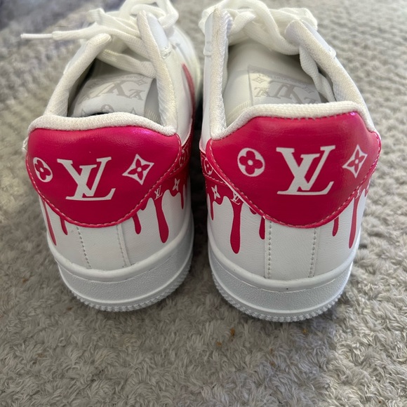 Shoes - Trainers
